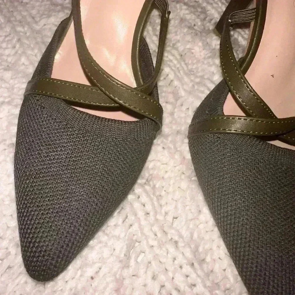 Cuccoo heels in olive green/ forest green - Picture 3 of 6